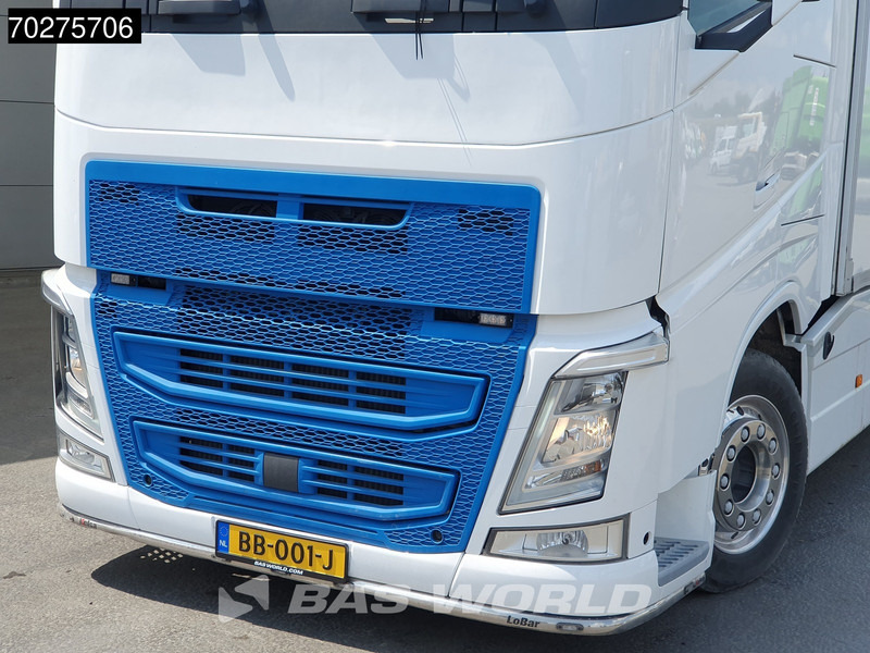 Volvo FH 500 6X2 NL-Truck LOW Milage! Etandable Mobile Clinic BDF Boxes VEB+ - Container transporter/ Swap body truck: picture 5 Volvo FH 500 6X2 NL-Truck LOW Milage! Etandable Mobile Clinic BDF Boxes VEB+ - Container transporter/ Swap body truck: picture 5