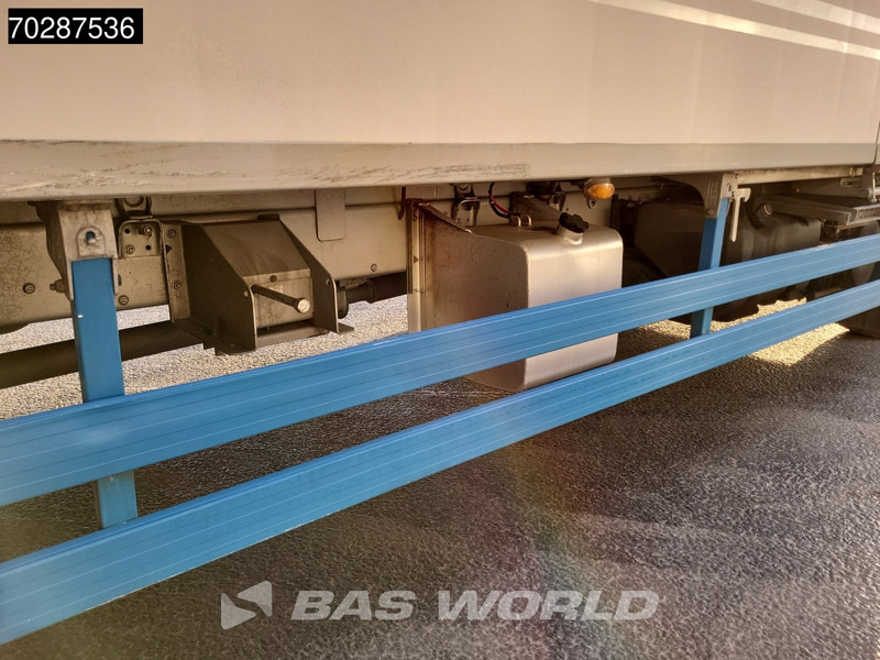 Refrigerator truck Volvo FL 260 4X2 Carrier Supra 750Nordic Ladebordwand Manual Euro 5: picture 16