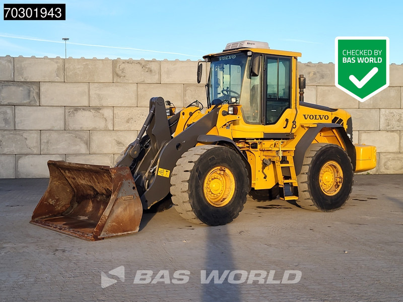 Volvo L90 F - Wheel loader: picture 1 Volvo L90 F - Wheel loader: picture 1