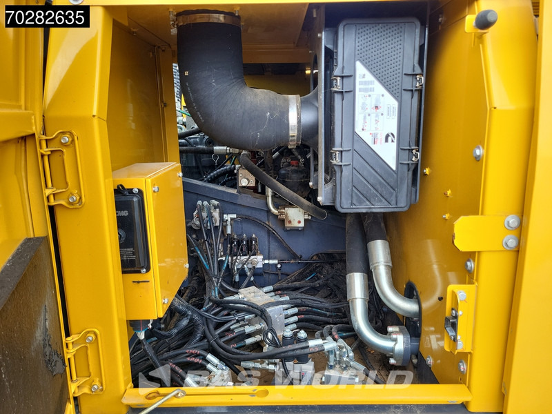 Crawler excavator XCMG XE210 E XE210 OIL QUICK: picture 18