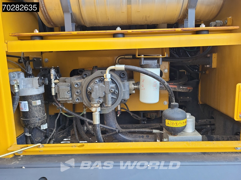 Crawler excavator XCMG XE210 E XE210 OIL QUICK: picture 19