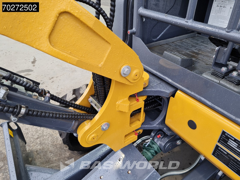 New Mini excavator XCMG XE27 E 2 YEARS FACTORY WARRANTY - KUBOTA ENGINE: picture 17