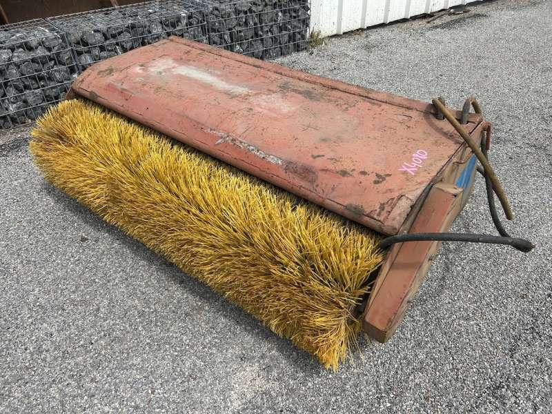 1700mm - Road sweeper: picture 1 1700mm - Road sweeper: picture 1