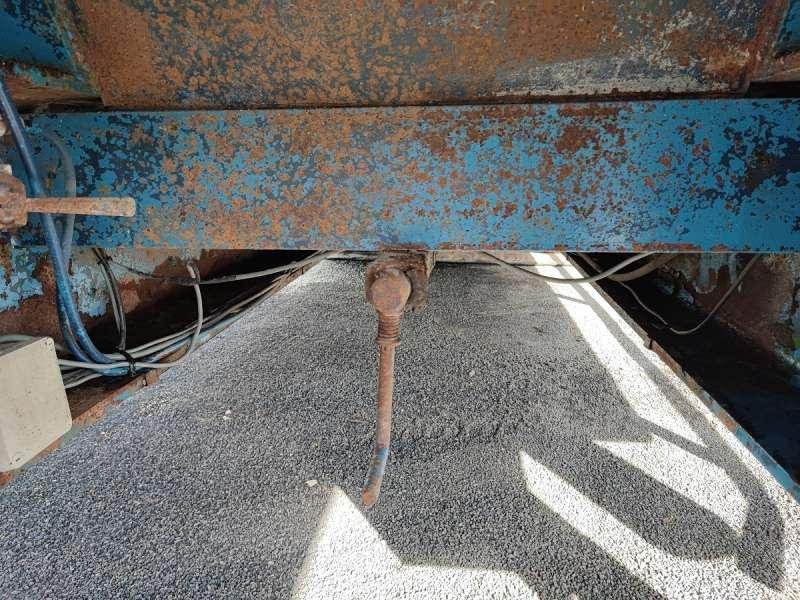Low loader semi-trailer Actm 3 ESSIEUX: picture 16