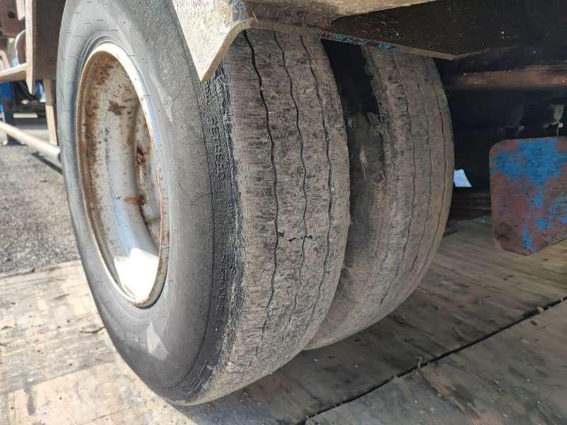 Low loader semi-trailer Actm 3 ESSIEUX: picture 24