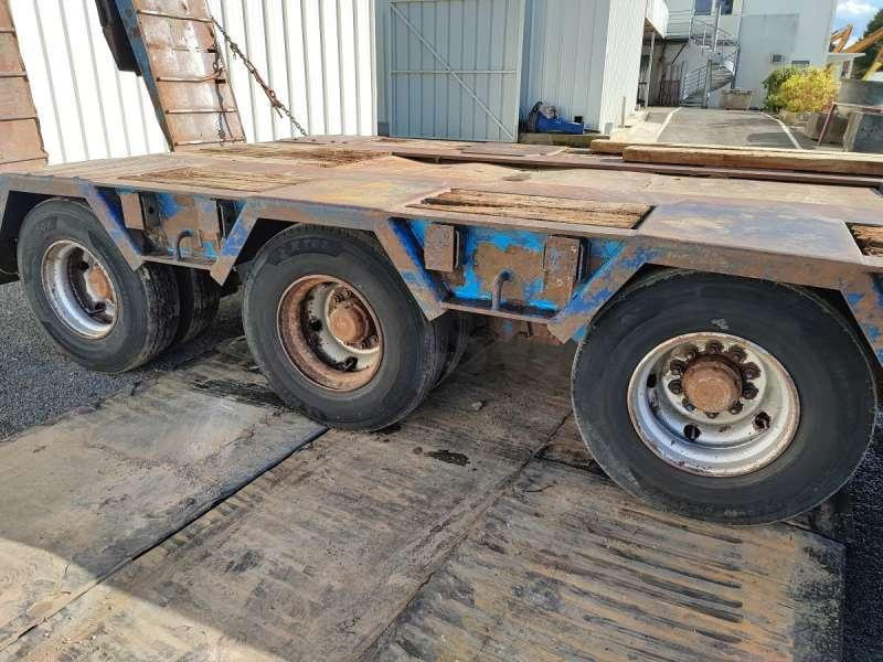 Low loader semi-trailer Actm 3 ESSIEUX: picture 41