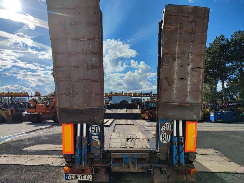 Low loader semi-trailer Actm 3 ESSIEUX: picture 10