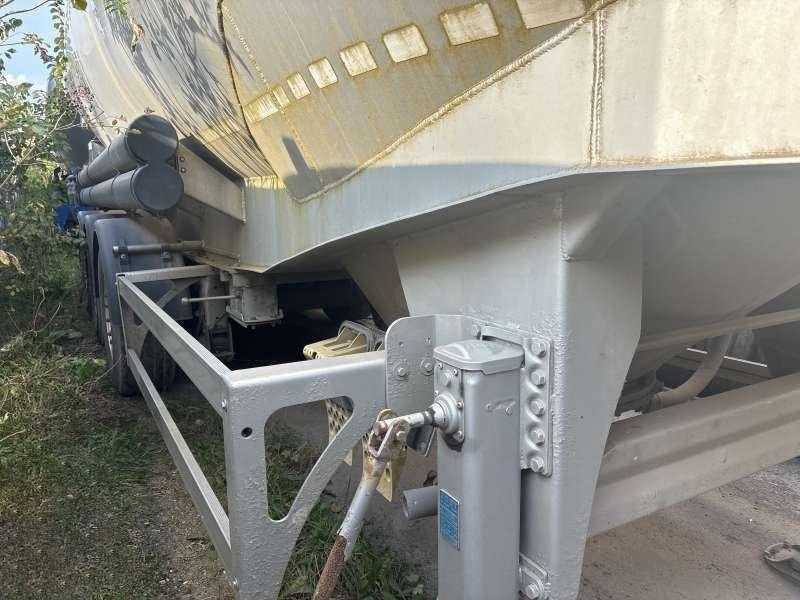 Ardor 3 ESSIEUX - Tank semi-trailer: picture 5 Ardor 3 ESSIEUX - Tank semi-trailer: picture 5