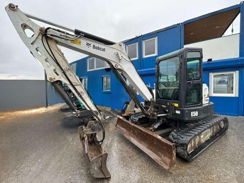 Bobcat E50 - Mini excavator: picture 2 Bobcat E50 - Mini excavator: picture 2