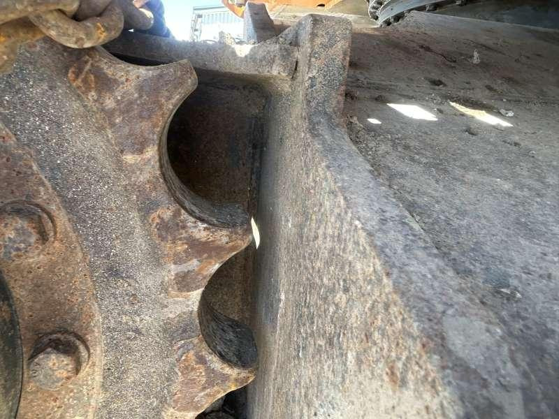 Crawler excavator Case CX 130: picture 8