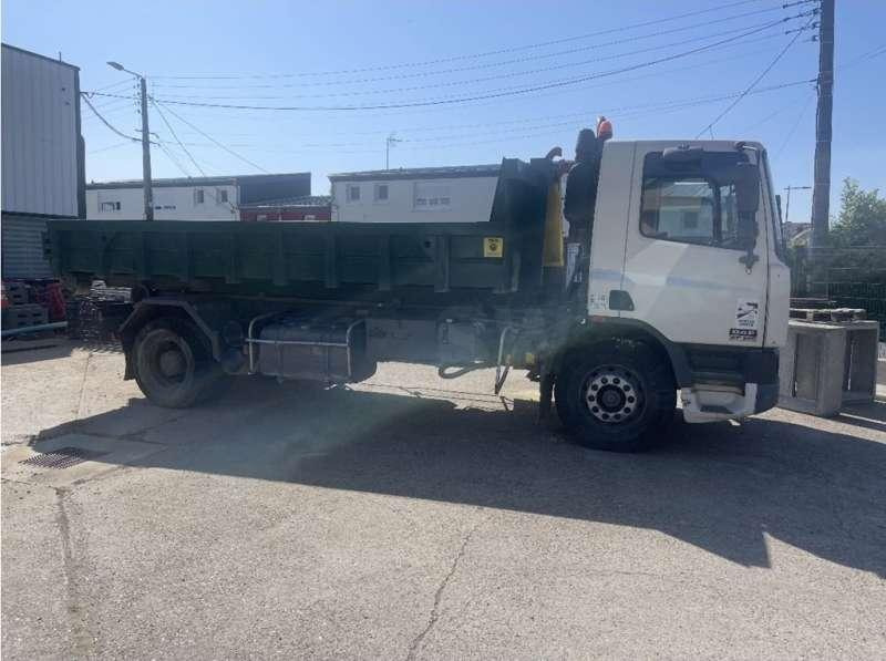 DAF 75CF - Hook lift truck: picture 1 DAF 75CF - Hook lift truck: picture 1