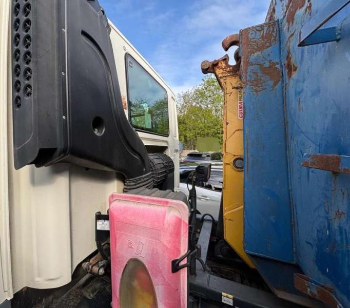 Hook lift truck DAF CF 85.460 6X2: picture 12