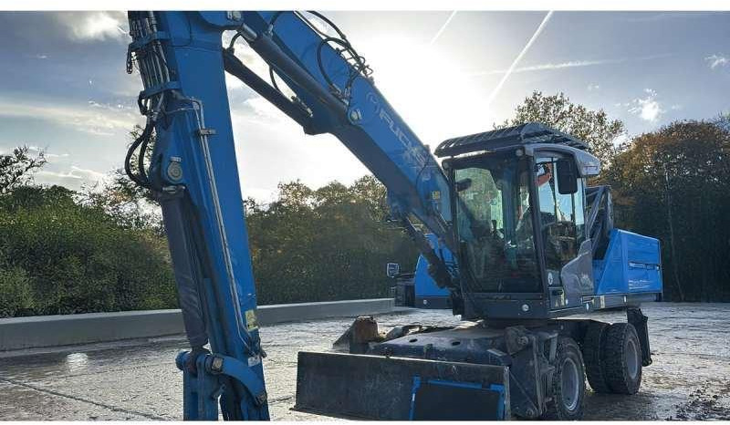 Fuchs MHL320F - Waste/ Industry handler: picture 1 Fuchs MHL320F - Waste/ Industry handler: picture 1