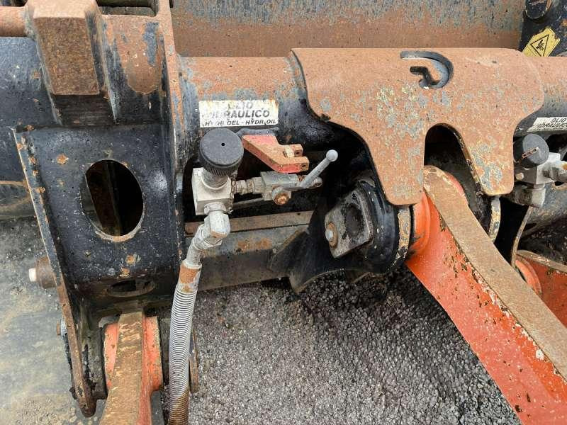 Wheel loader Hitachi W130A: picture 17