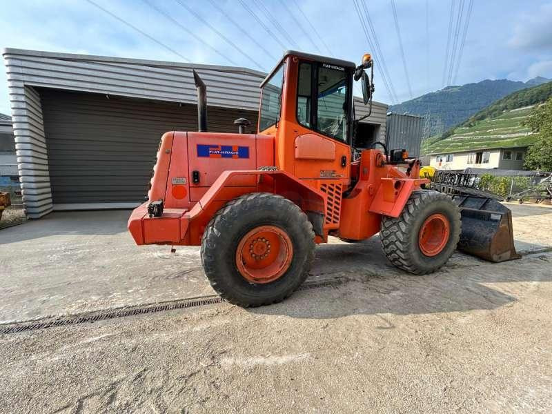 Wheel loader Hitachi W130A: picture 9
