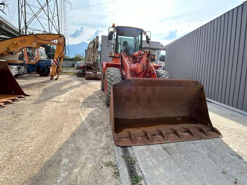 Wheel loader Hitachi W130A: picture 20