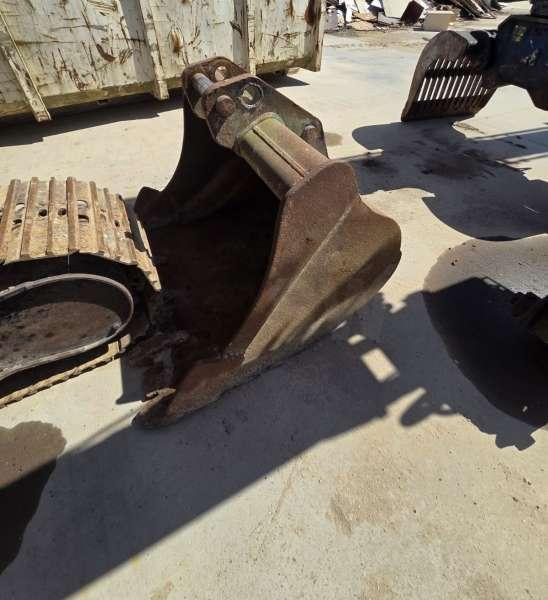 Crawler excavator Hitachi ZX130LCN: picture 17