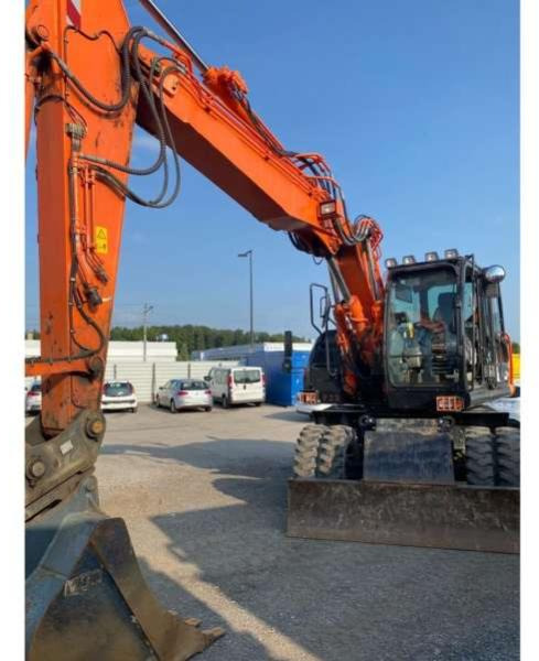 Hitachi ZX170W-5B - Wheel excavator: picture 3 Hitachi ZX170W-5B - Wheel excavator: picture 3