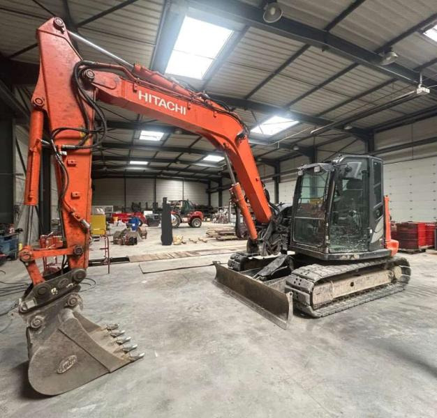 Hitachi ZX85USB - Crawler excavator: picture 1 Hitachi ZX85USB - Crawler excavator: picture 1