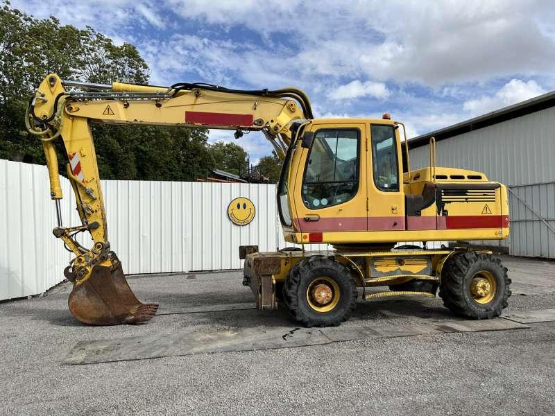 Liebherr A900C Litronic - Wheel excavator: picture 3 Liebherr A900C Litronic - Wheel excavator: picture 3