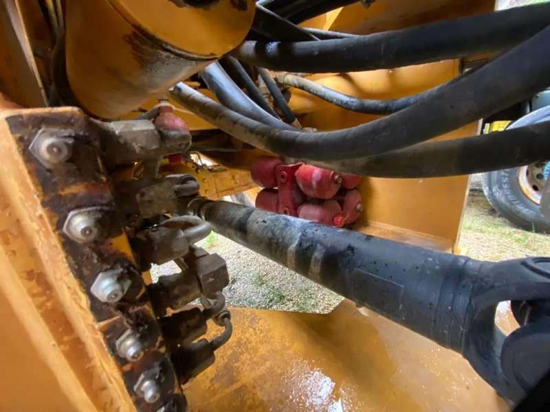 Wheel loader Liebherr L554: picture 20
