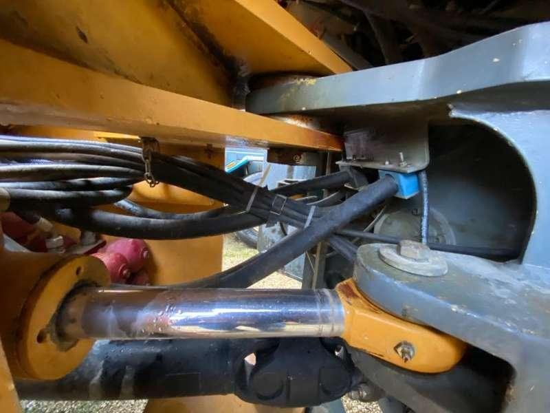 Wheel loader Liebherr L554: picture 46