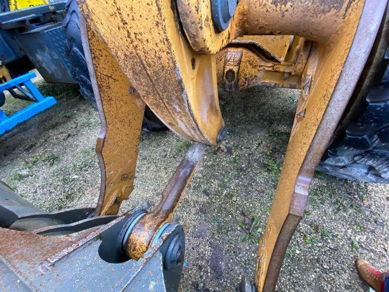 Wheel loader Liebherr L554: picture 26