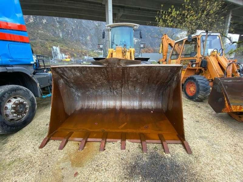 Wheel loader Liebherr L554: picture 7