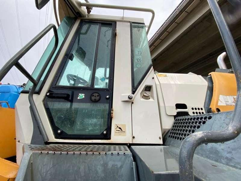 Wheel loader Liebherr L554: picture 47