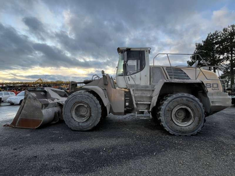 Liebherr L580 - Wheel loader: picture 4 Liebherr L580 - Wheel loader: picture 4