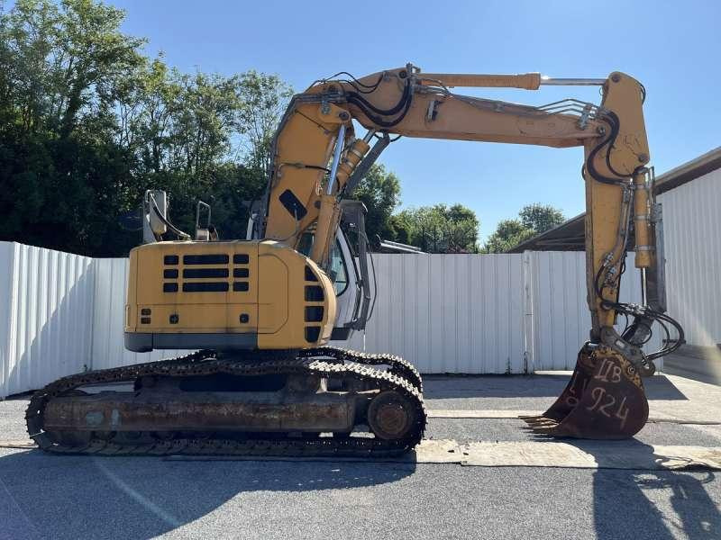 Crawler excavator Liebherr R924 Compact Litronic: picture 7