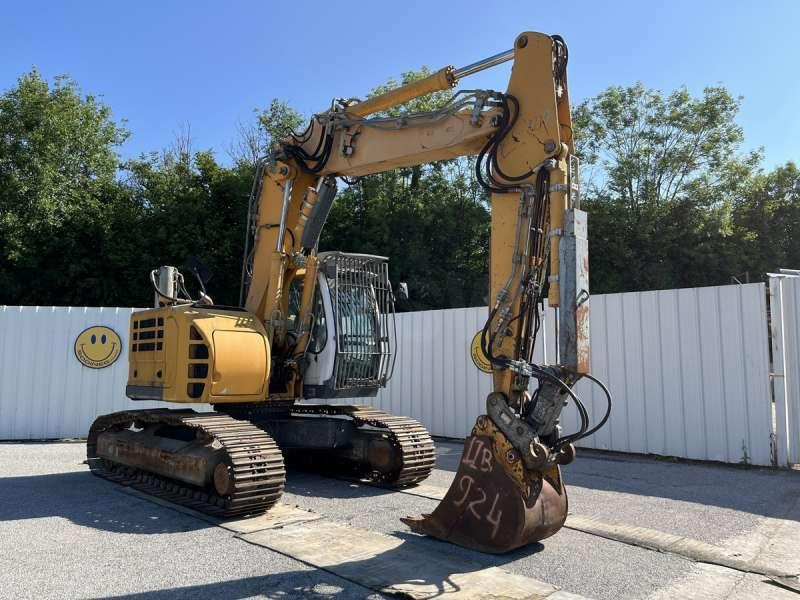Crawler excavator Liebherr R924 Compact Litronic: picture 8