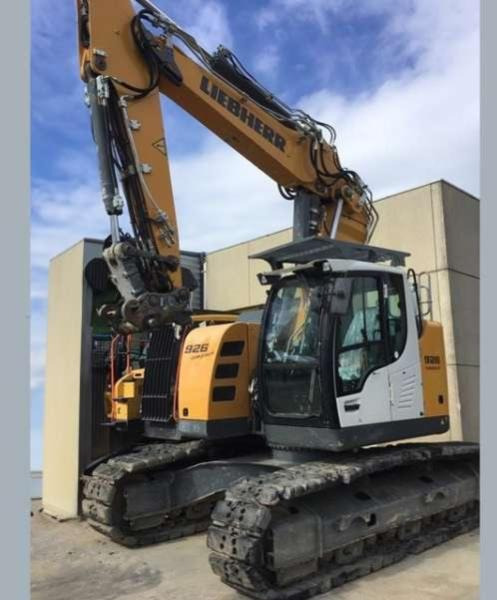 Liebherr R926 COMPACT - Crawler excavator: picture 1 Liebherr R926 COMPACT - Crawler excavator: picture 1