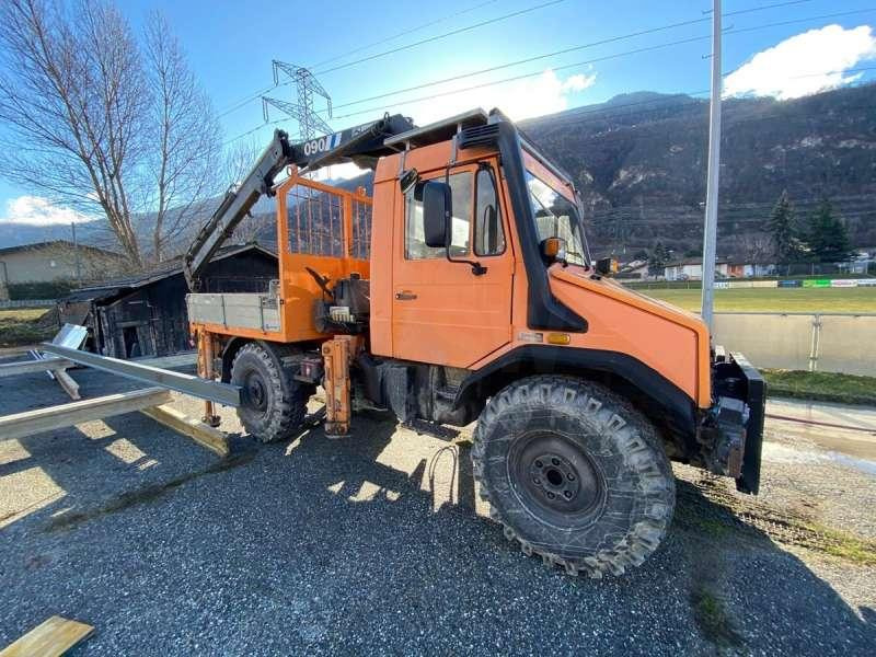 Mercedes UNIMOG U 140 MACHINE SUISSE - Tipper: picture 1 Mercedes UNIMOG U 140 MACHINE SUISSE - Tipper: picture 1