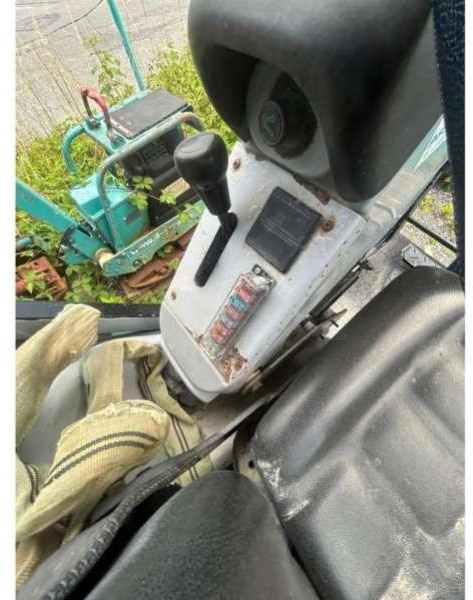 Mini excavator Neuson 1404RD: picture 9