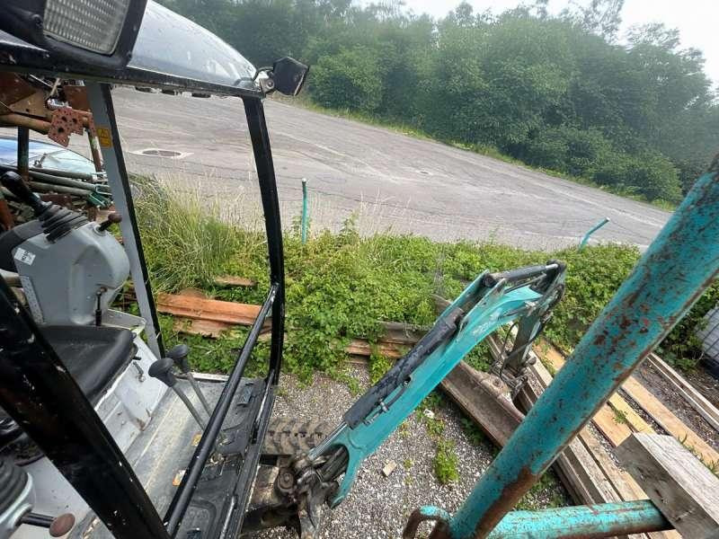 Mini excavator Neuson 1404RD: picture 6