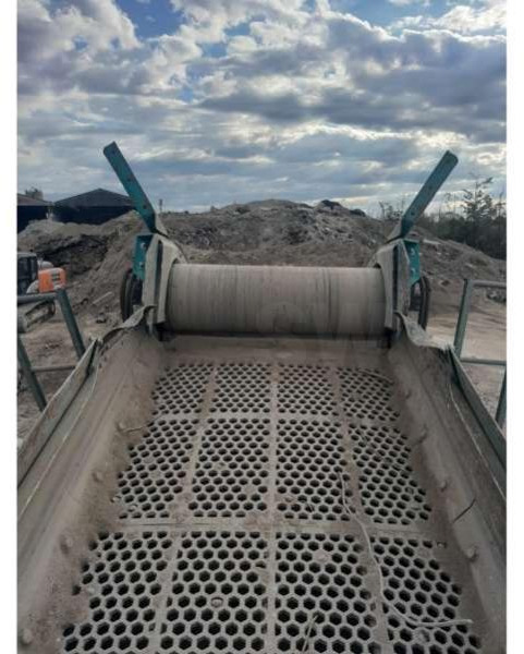 Powerscreen Warrior 1400 - Screener: picture 3 Powerscreen Warrior 1400 - Screener: picture 3