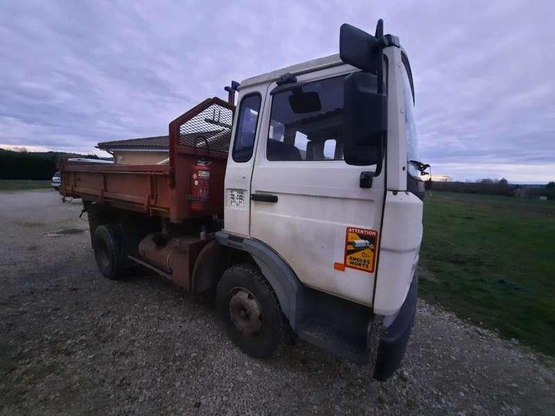 Renault Camion Benne 4X2 - Tipper: picture 2 Renault Camion Benne 4X2 - Tipper: picture 2