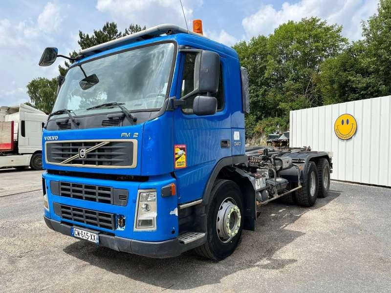Volvo Camion Ampliroll FM12 - 340 - Hook lift truck: picture 2 Volvo Camion Ampliroll FM12 - 340 - Hook lift truck: picture 2