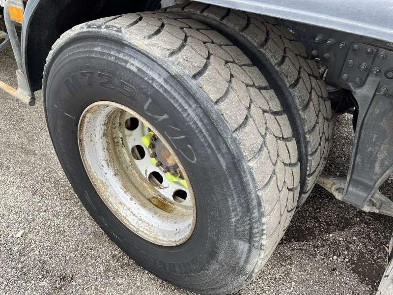 Hook lift truck Volvo FM12 - 340: picture 15