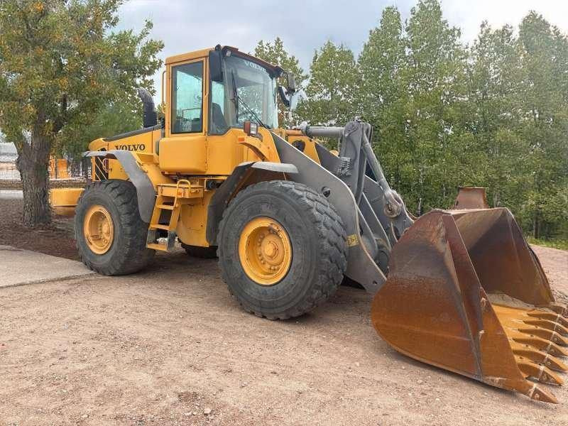Volvo L110E - Wheel loader: picture 1 Volvo L110E - Wheel loader: picture 1