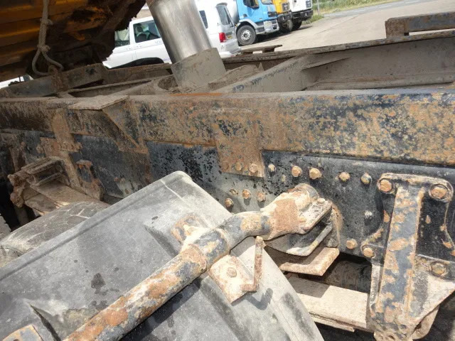 Tipper MAN 26.422 man 4x4 kipper: picture 9