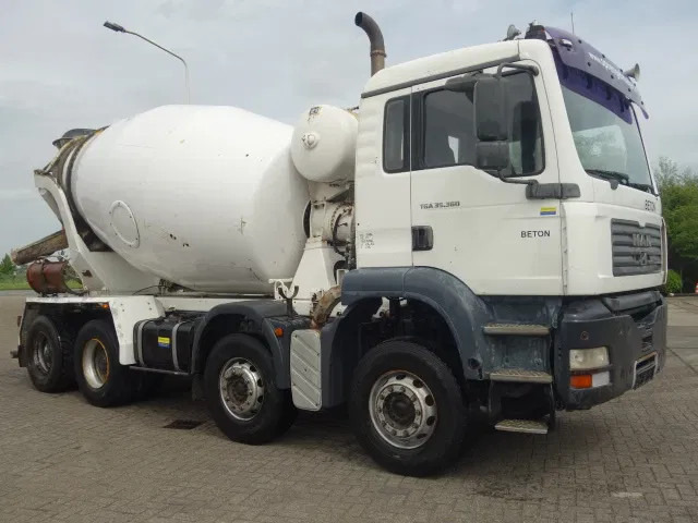 MAN TGA 35.360 8X4 MIXER STEEL SPRINGS BIG AXELS MANUAL POMP - Concrete mixer truck: picture 1 MAN TGA 35.360 8X4 MIXER STEEL SPRINGS BIG AXELS MANUAL POMP - Concrete mixer truck: picture 1