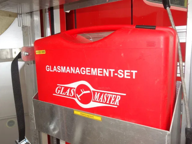 Fire truck MAN TGM 15.250 FIRE TRUCK,2000 LITER TANK, FOAM TANK, AIRCO: picture 7