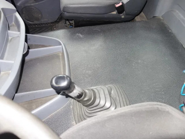 Mercedes-Benz Axor 3243 8X4 - Tipper: picture 5 Mercedes-Benz Axor 3243 8X4 - Tipper: picture 5