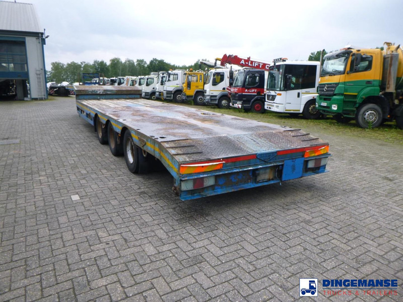 Broshuis 3-axle semi-lowbed trailer 45 t / extendable - Low loader semi-trailer: picture 3 Broshuis 3-axle semi-lowbed trailer 45 t / extendable - Low loader semi-trailer: picture 3