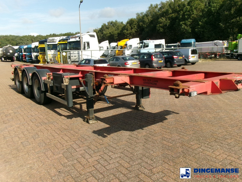 Burg 3-axle container chassis 20,30 ft + ADR - Container transporter/ Swap body truck: picture 2 Burg 3-axle container chassis 20,30 ft + ADR - Container transporter/ Swap body truck: picture 2