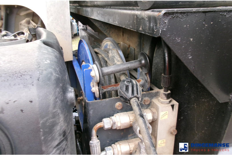 Lease a DAF LF 55.220 4X2 Johnston street sweeper DAF LF 55.220 4X2 Johnston street sweeper: picture 13 Lease a DAF LF 55.220 4X2 Johnston street sweeper DAF LF 55.220 4X2 Johnston street sweeper: picture 13