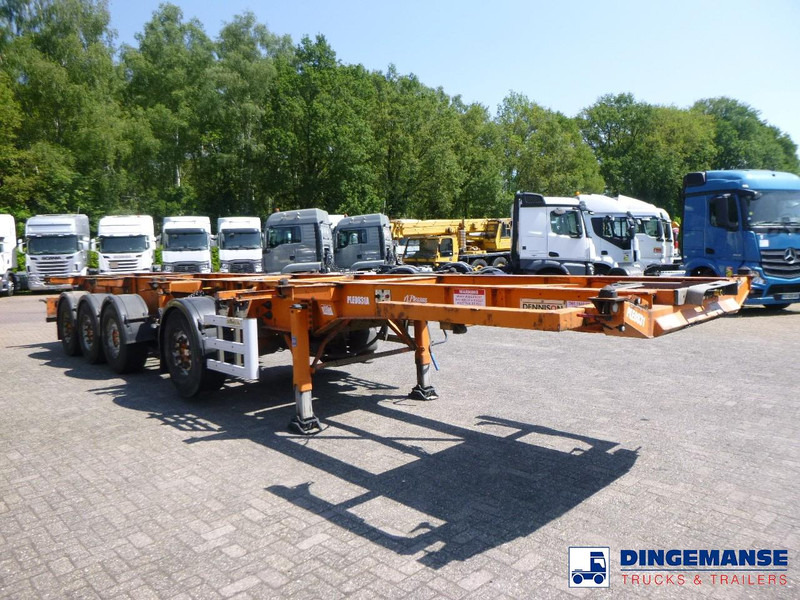 Dennison 4-axle container combi trailer (3 + 1 axles) 20-30-40-45 ft - Container transporter/ Swap body semi-trailer: picture 2 Dennison 4-axle container combi trailer (3 + 1 axles) 20-30-40-45 ft - Container transporter/ Swap body semi-trailer: picture 2
