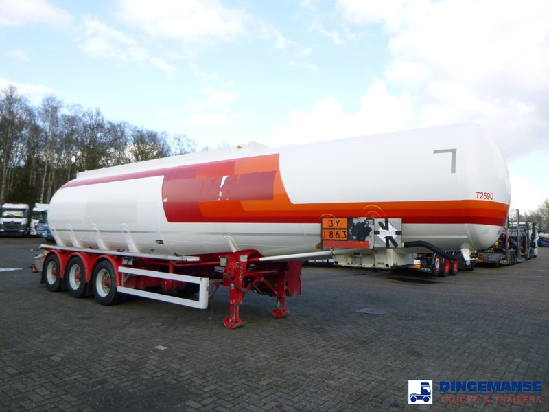 Feldbinder Jet fuel tank 40 m3 / 1 comp + pump - Tank trailer: picture 2 Feldbinder Jet fuel tank 40 m3 / 1 comp + pump - Tank trailer: picture 2